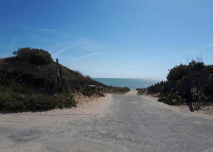 Charmante Maisonnette 4 Pers. A 30m De La A - Fr-1-823-96 Holiday home